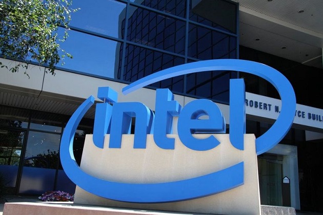 Главният изпълнителен директор на Intel Corp Пат Гелсингер намали прогнозите